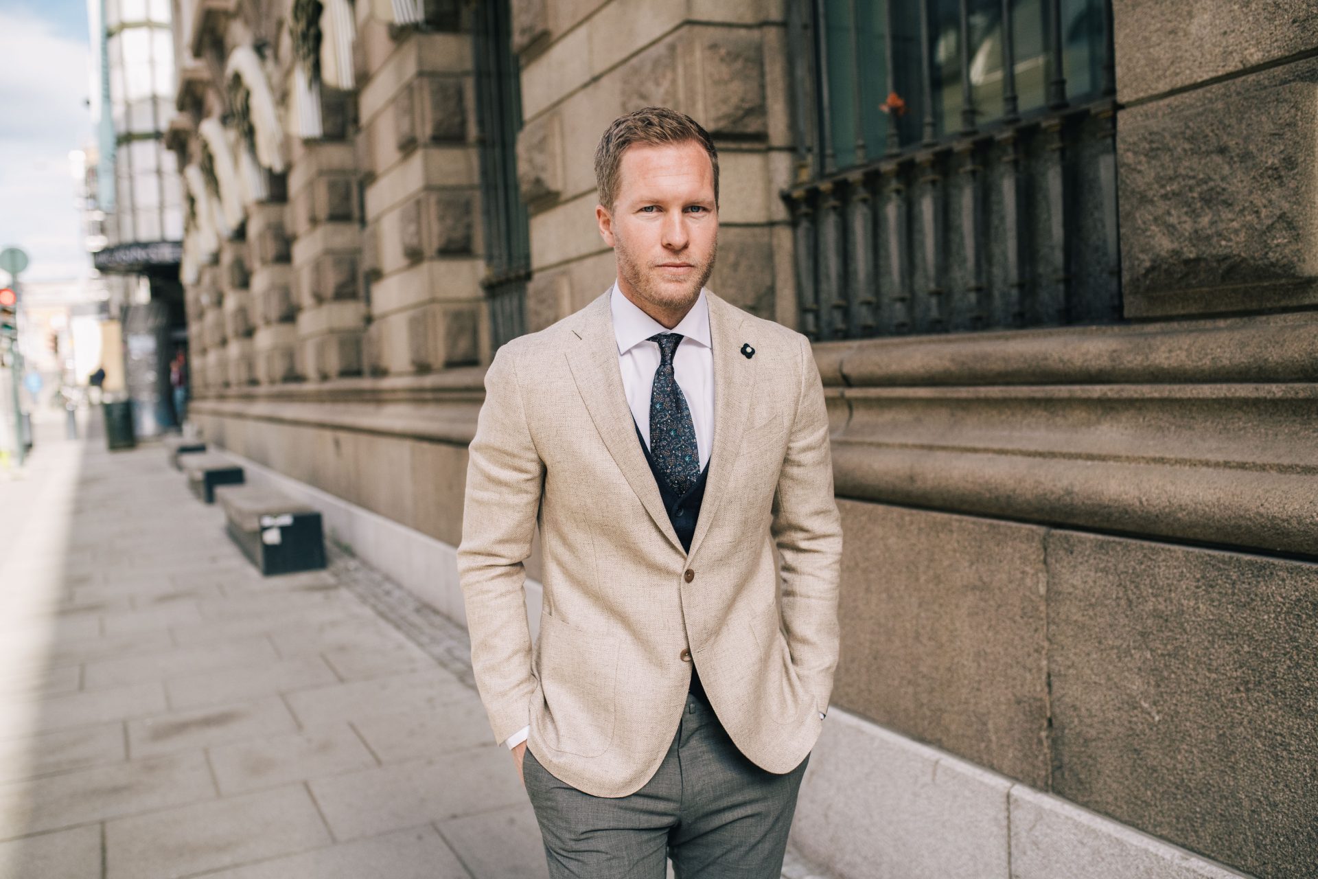 Lapel Button Blazer – Beige