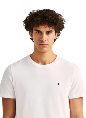 370_04bc308801-350098-james-tee-01-white-4-medium