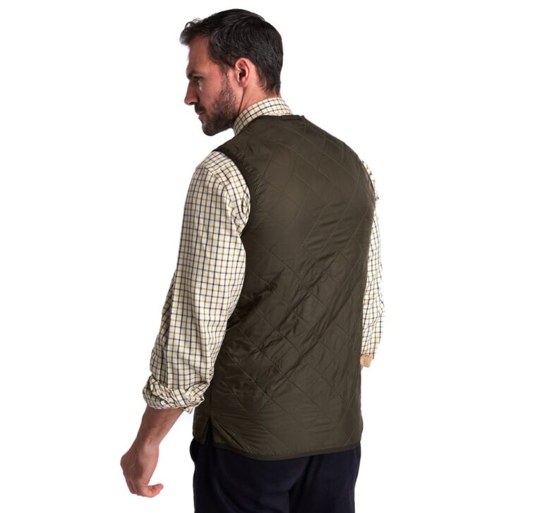 mli0002ol91_aw19_back_model_13
