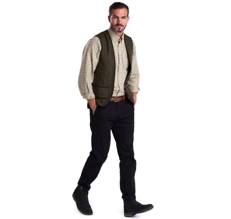 mli0002ol91_aw19_getthelook_model_13