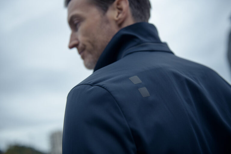 7080_590_nano_jacket_navy_vb00383_1
