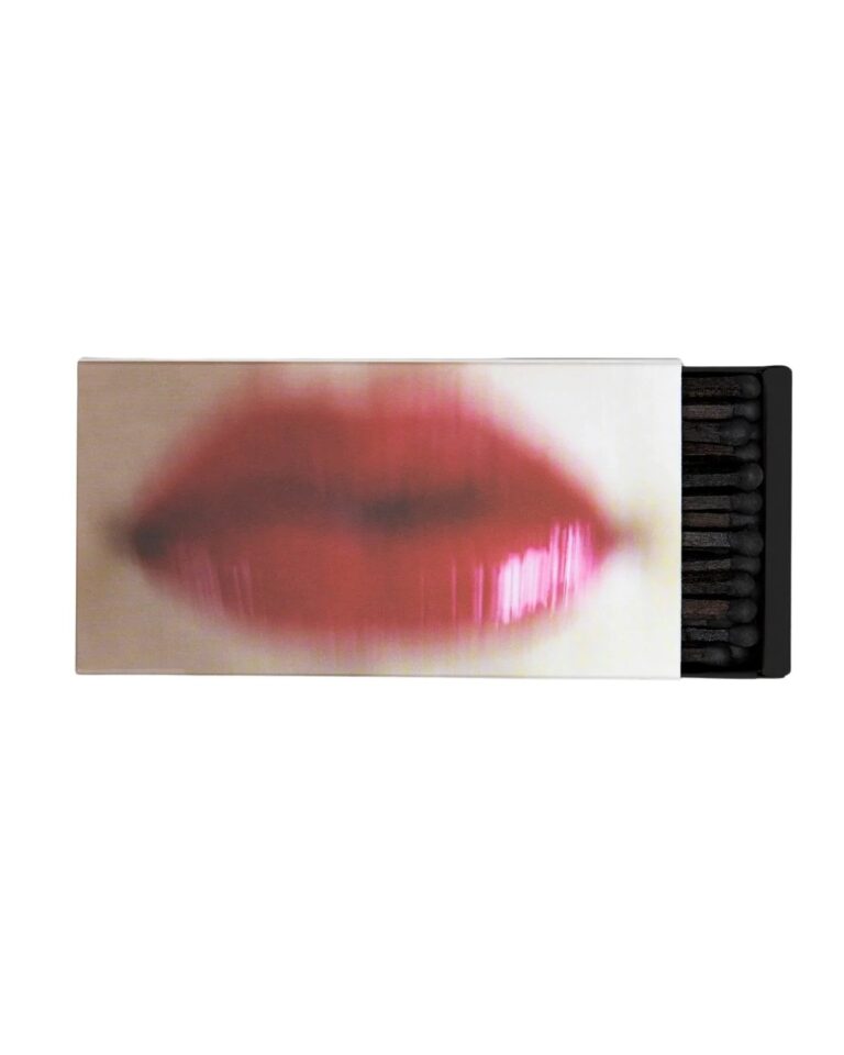 lips_cardsome_e3d8e827-bf10-4e7c-b5f4-c7532d993318_1200x1500