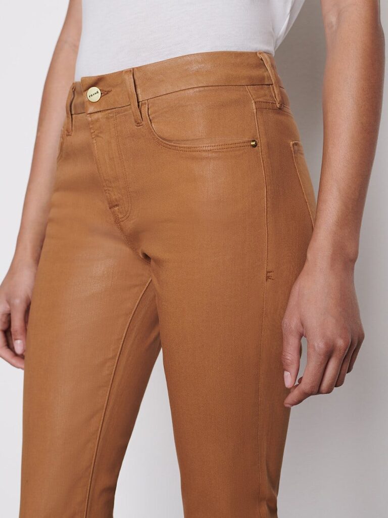 lcmb403cvicuna_025