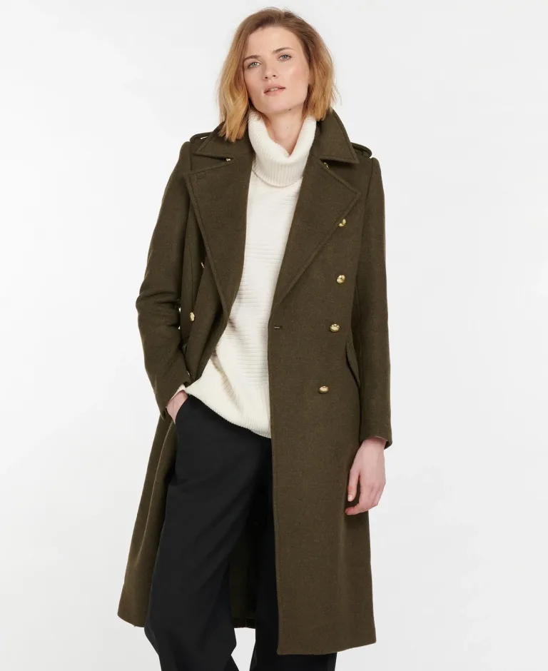 LWO0217OL51_AW21_front_model