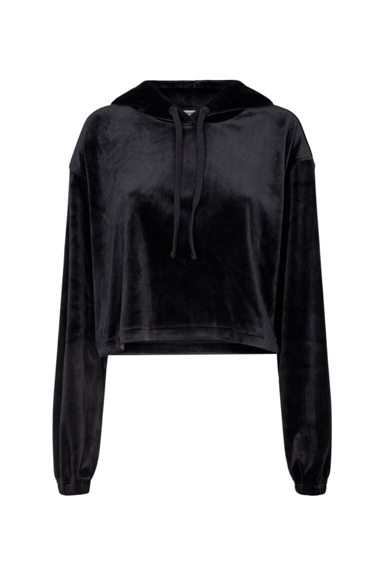 designers_remix_frances_cropped_hoodie_050_1-scaled-1