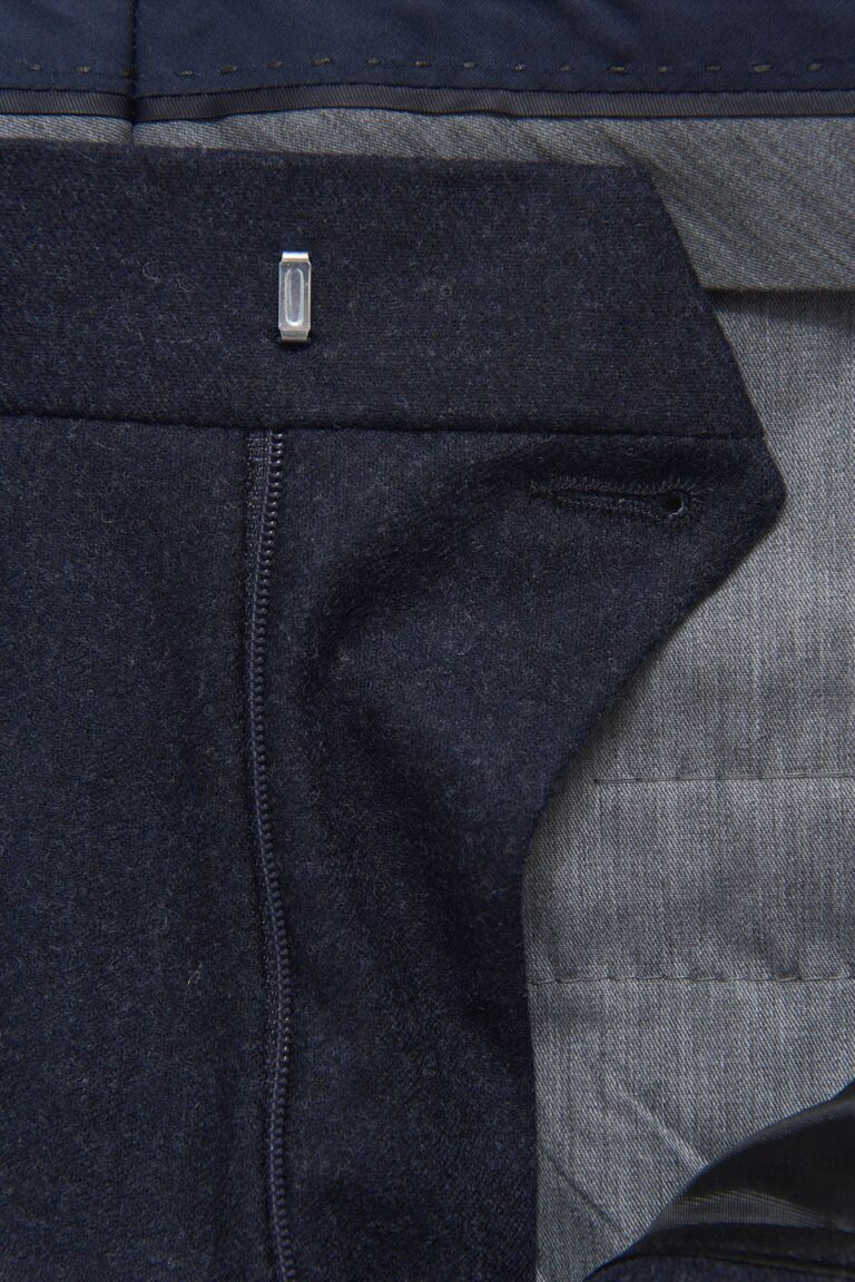 oscar-jacobson_denz-turn-up-trousers_midnight-blue_53905385_226_extra1