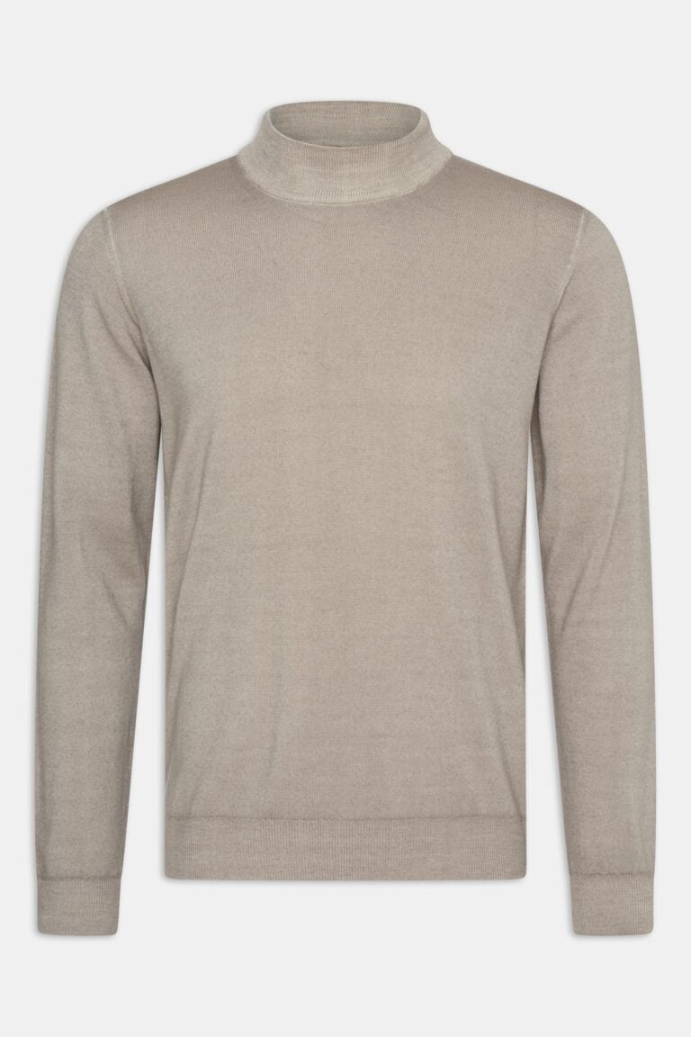 oscar-jacobson_hilton-turtleneck_baked-beige_66045400_466_front