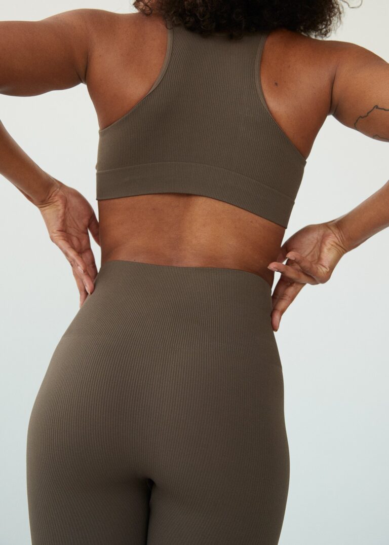 dear_denier_activewear_bra_leggings_brown_2048x