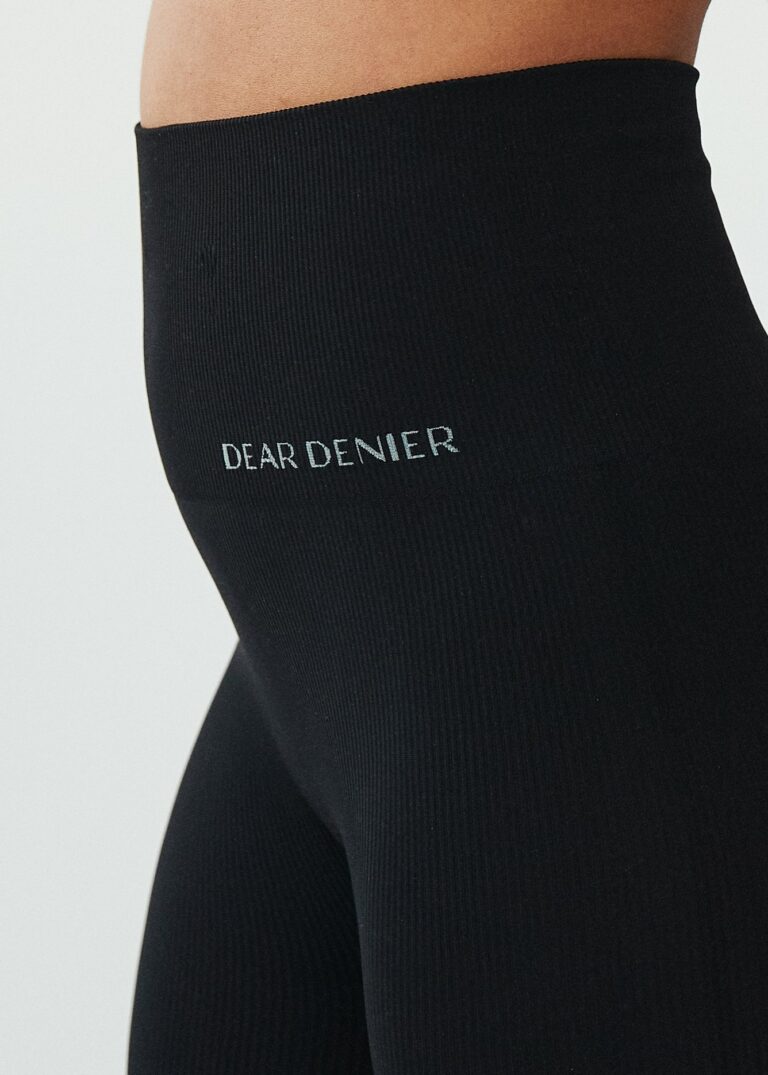 dear_denier_activewear_shorts_bra_black-4_2048x