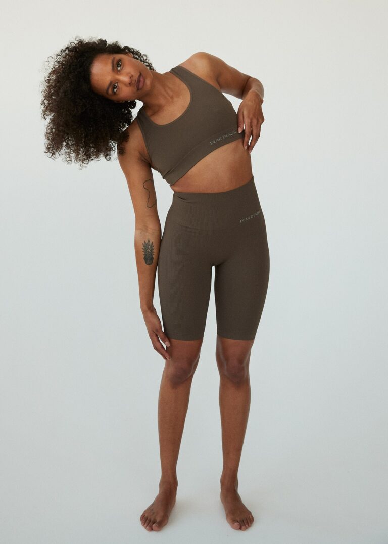 dear_denier_lena_shorts_brown2_2048x