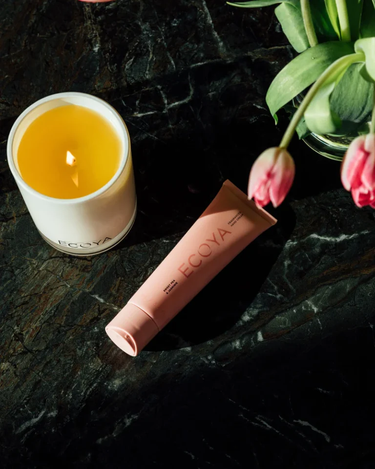 lifestlye-spj-hand-cream-2-2048x2560-1