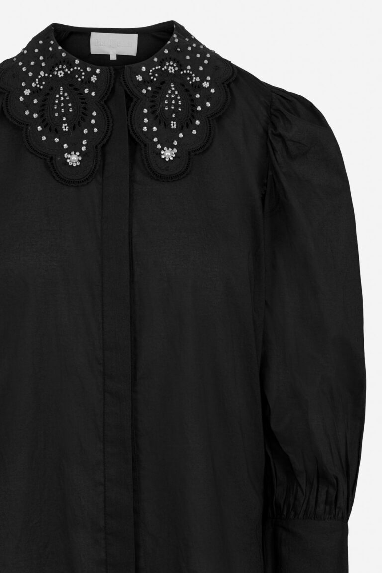 greta-embellished-col.-black_detail
