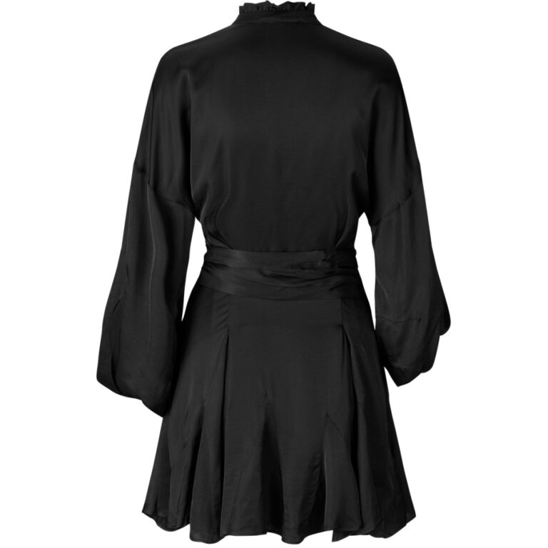 aliah_silky-dress-rc2540-001_black-1