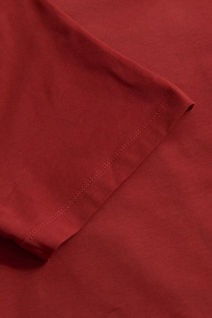 oscar-jacobson_kyran-t-shirt-s-s_red_67893815_605_extra2-large-medium