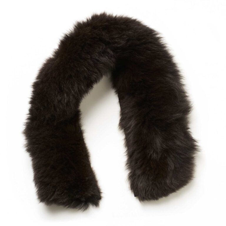 alpaca-fur-black-brown-1200x1200-1