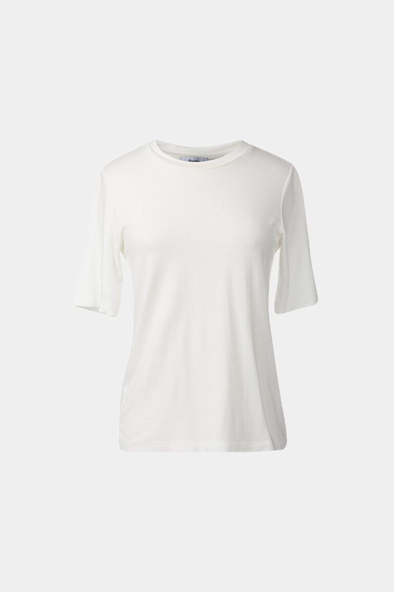 chambers-top-stylein-minimalistic-scandinavian-timeless-classics-classic-jersey-top-slim-tshirt-white-basics-basic-viscose-tee-7