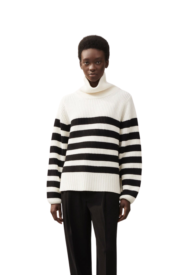 stylein-minimalistic-scandinavian-timeless-swedish-design-womenswear-classics-classic-adele-sweater-knit-knitwear-knits-black-white-cotton-wool-summer-spring-striped-stripe-oversized