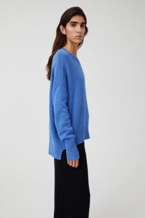 web_09_mila-denim-blue_044_1512x