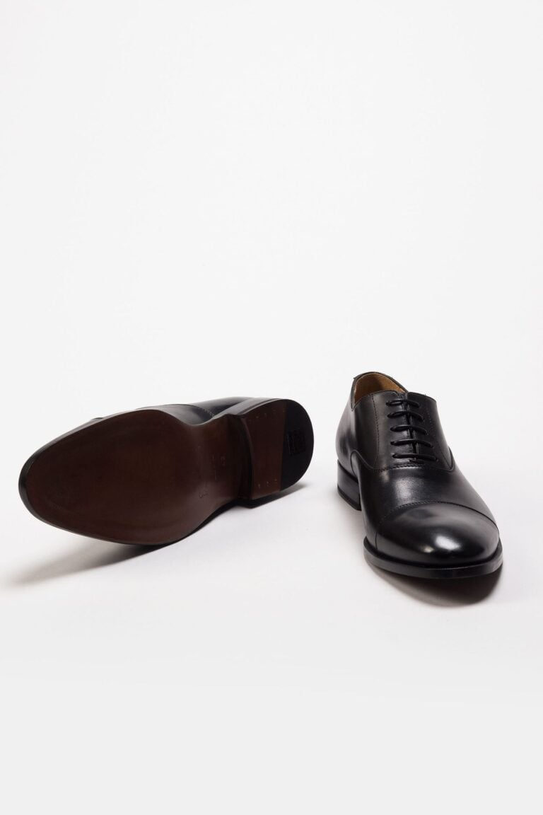 oscar-jacobson_plaza-shoes_black_92139166_310_extra2