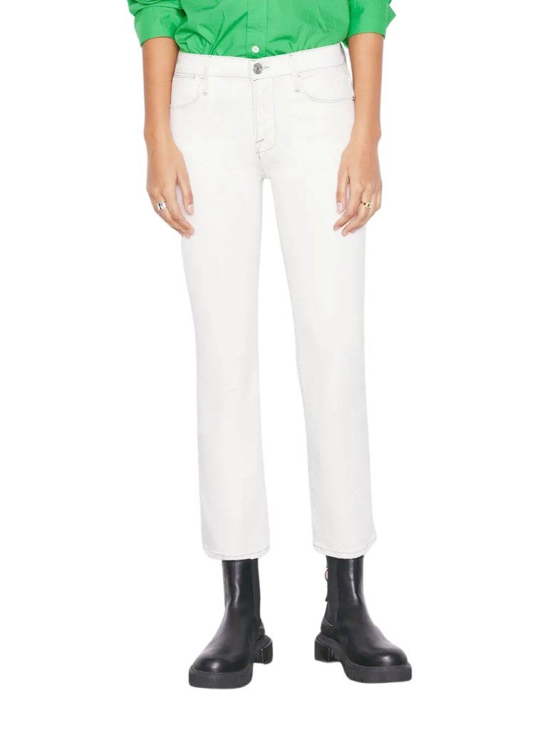 lhst790_chalk_white_frsp22ec_ii_womens_day_02_0017hr.jpg