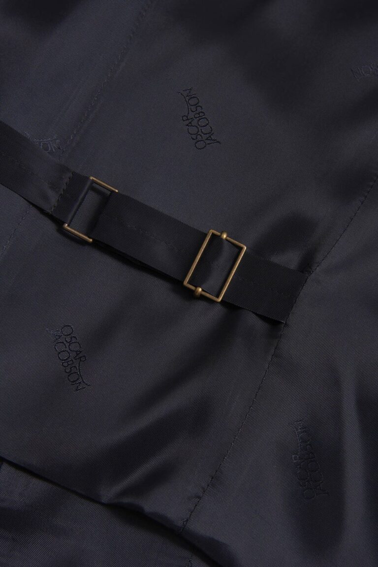 2400_oscar-jacobson_carlo-waistcoat_navy_442-8515_210_extra4-custom