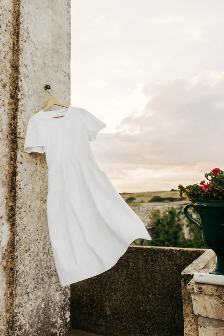 FWSS_SS22_late-nights-dress-white_1800x1800.jpg