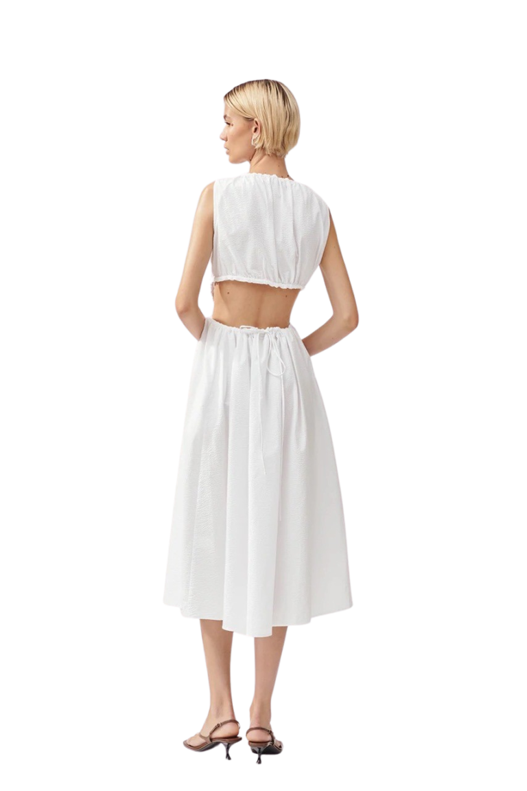 stylein-minimalistic-scandinavian-timeless-swedish-design-womenswear-classics-classic-mytra-dress-white-seersucker-cotton-long-open-back-large