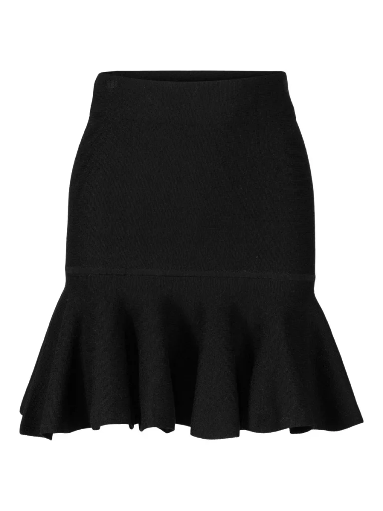 1364_0f92e3e35b-vill-merino-skirt_black_1-medium