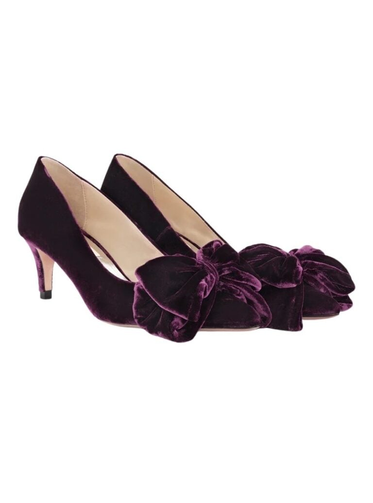 alimo_velvet-pumps-999620024-256_potent_purple-1_800x1077