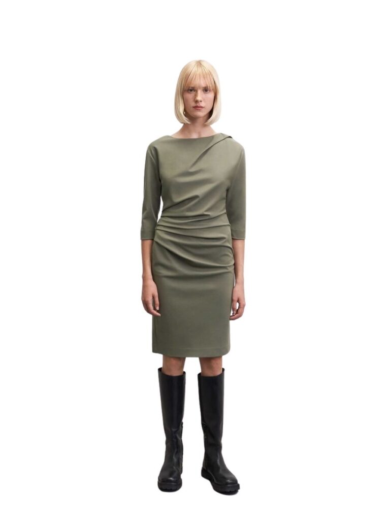 s68929014_41n_lookbook2