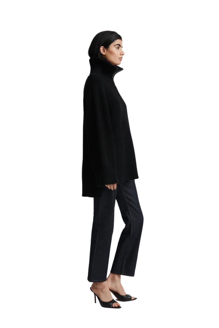 stylein-minimalistic-scandinavian-timeless-swedish-design-womenswear-women-wear-classic-alain-sweater-knitwear-wool-cotton-fw22-zipper-polo-black-0