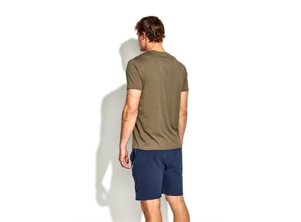 web_image_pe_bamboo_cotton_tee_crew_olive_small__pemu421-370-2-55539008_plid_434327