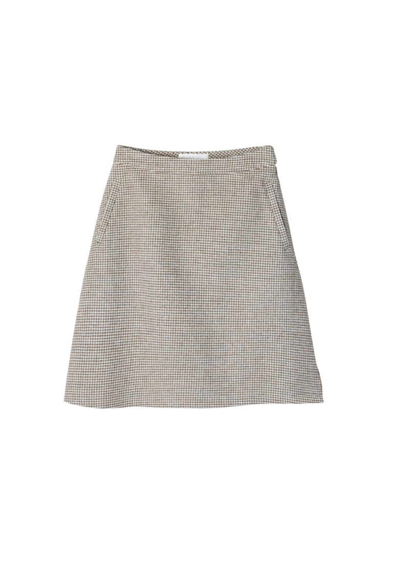 fwss_f22_annekarinwoolshort_brown_houndstooth