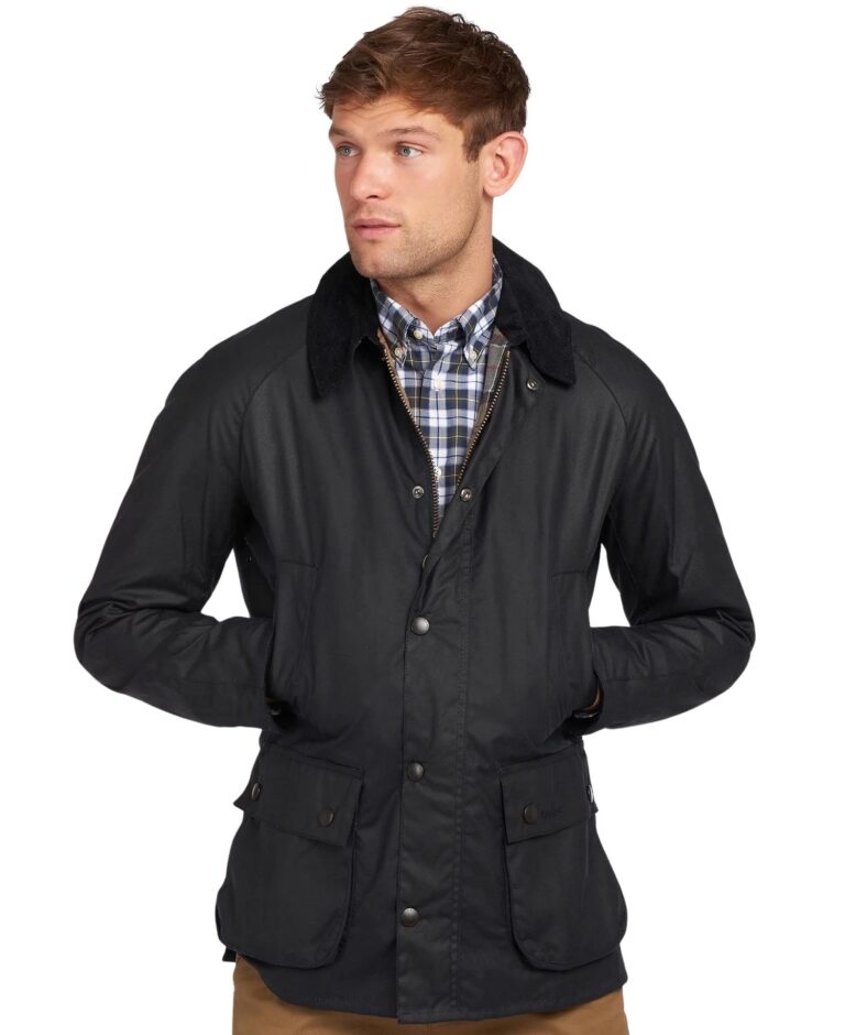 mwx0339ny92_ss21_front_model_5