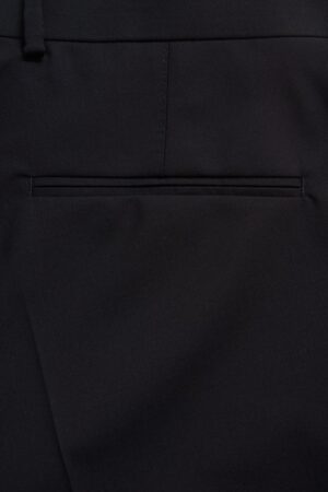 2401_oscar-jacobson_denz-trousers_black_51708515_310_extra2-custom