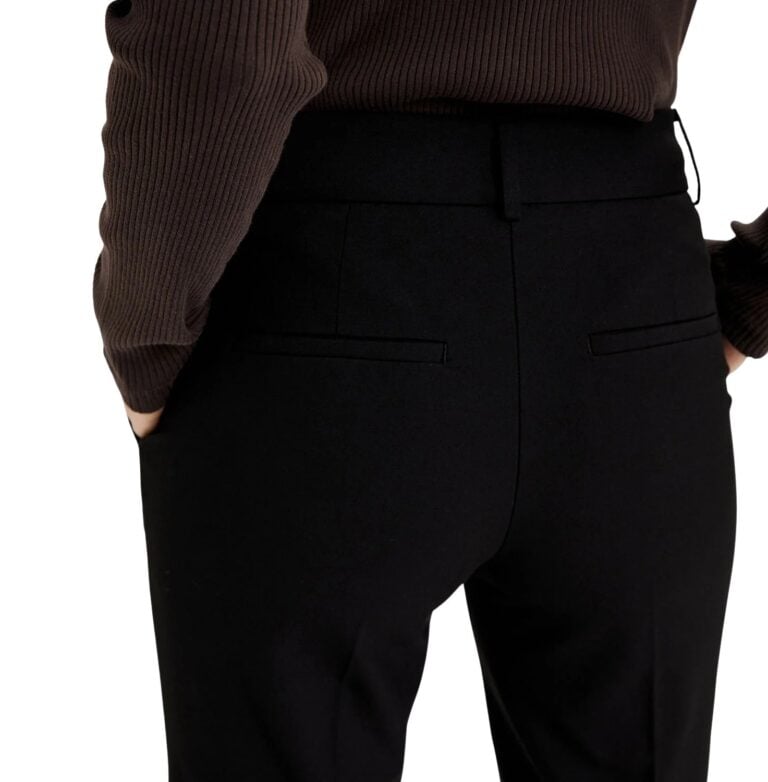 clara_285-black-21515-00101_detail_1