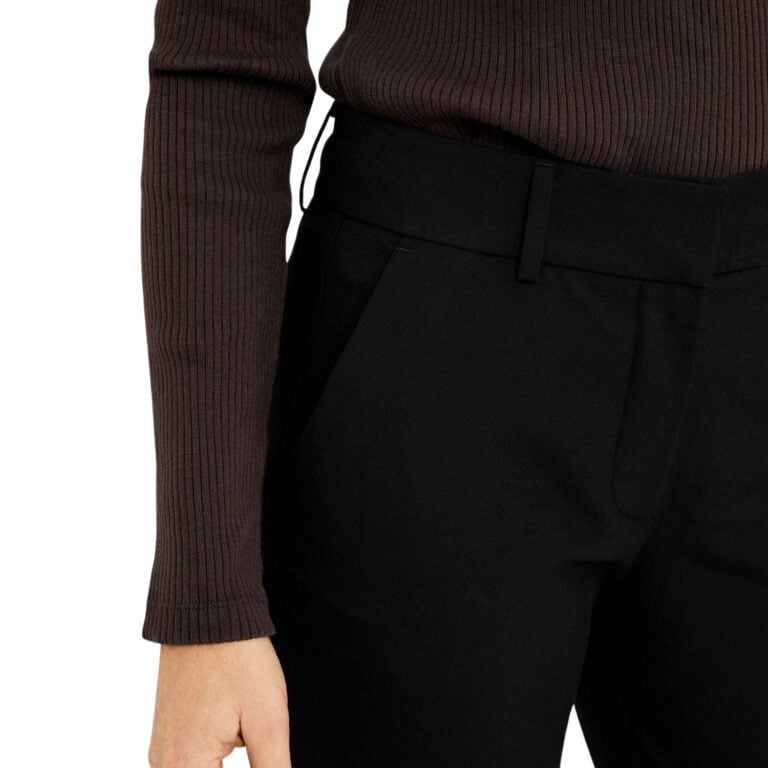clara_285-black-21515-00101_detail_2