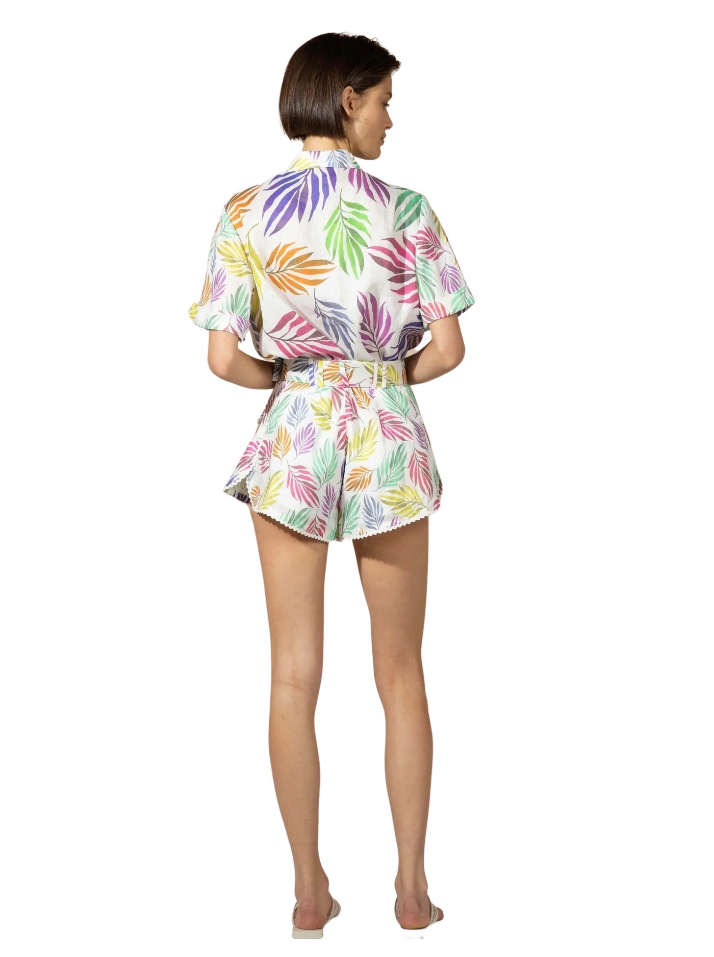 ixiah_tropics_shirt_tropics_shorts_b_03_1400x1876_crop_center