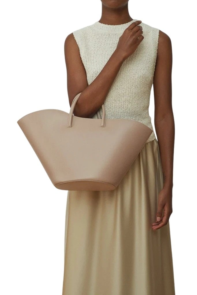 open-tulip-tote-medium-taupe-629955_1024x1024
