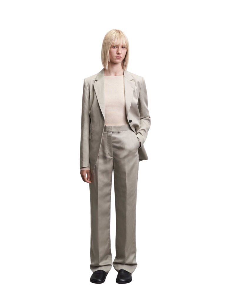s70030015_1y1_lookbook2