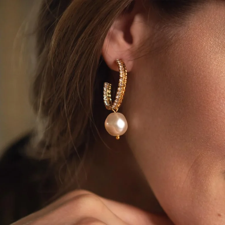 Kaia-Pearl-Earring_b99b1312-e033-4c85-8f5b-dbd32c850749_1000x1000