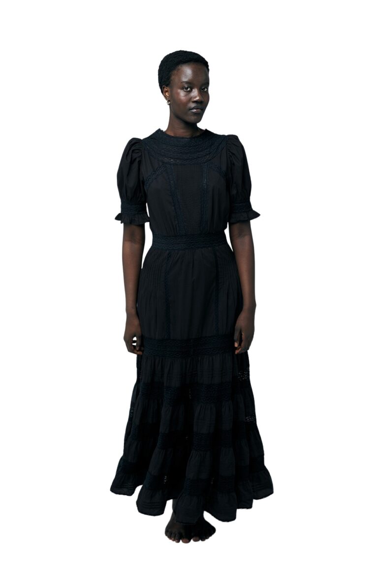 mio_s23w1042_black_cotton_lace_ss23_pia-tjelta_1