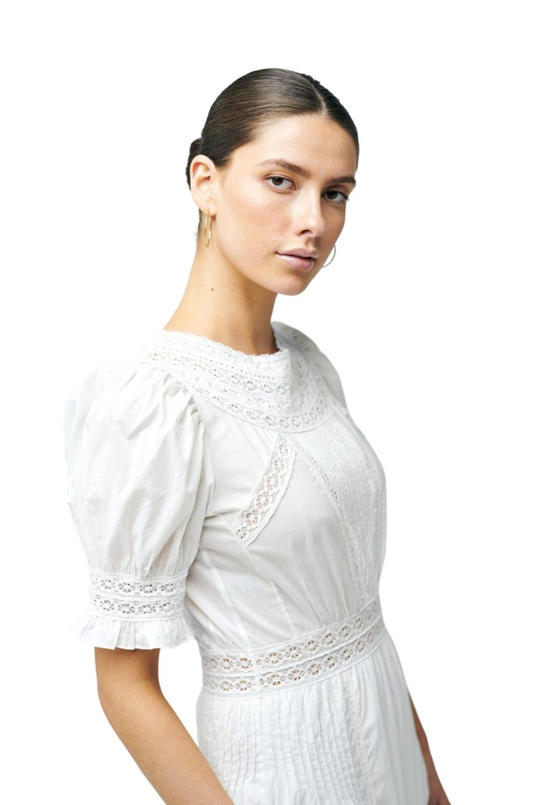 mio_s23w1042_white_cotton_lace_ss23_pia-tjelta_3
