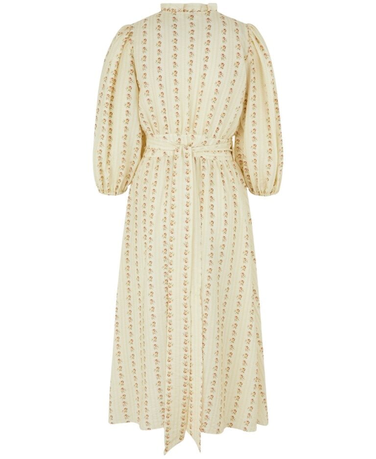 notes_du_nord_ss23_gerrydress_979_vintageflower_back_1699_dkk__230_eur_2349_sek_2599_nok_270_usd_205_gbp