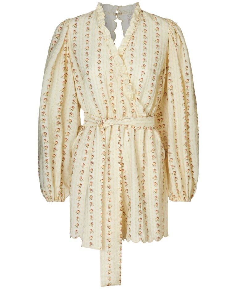 notes_du_nord_ss23_gerryplaysuit_979_front_1599_dkk__210_eur_2449_sek_2649_nok_255_usd_193_gbp