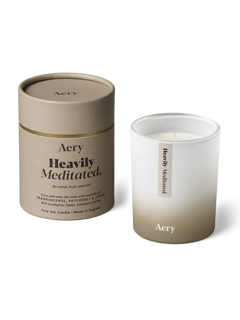 ae0004_heavilymeditatedaromatherapy_200gcandle_1ws_hi