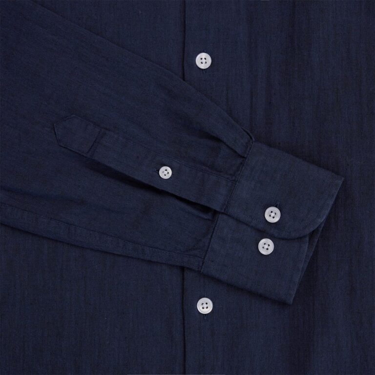 luca-linen-shirt-navy-details-the-gilli-phrase