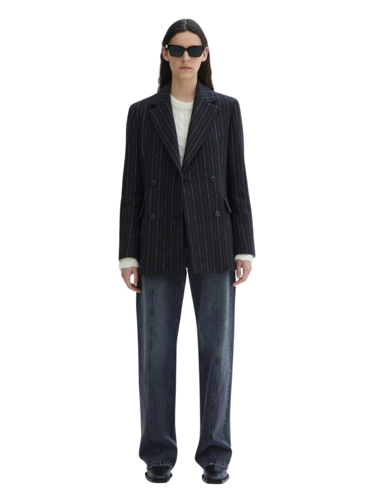 1503_10bf16961f-dagmar_aw23_233f211_pinstripe-blazer_black-white_01-original