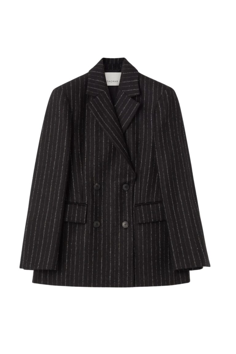 1503_53cc14ebe7-dagmar_aw23_ps_233f211_pinstripe-blazer_black-white_09-original