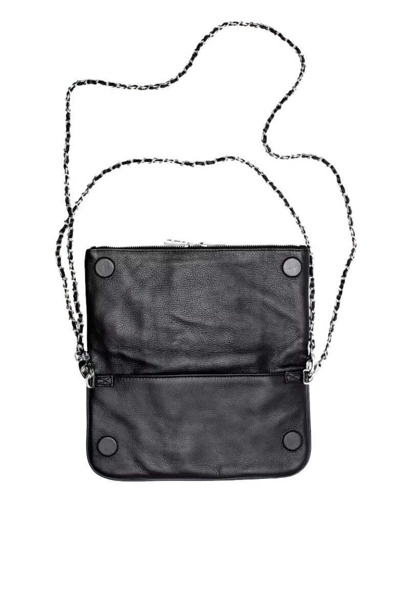 pwgap2003f_noir_6